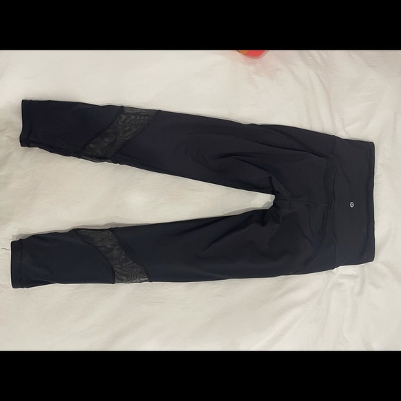 lululemon leggings with mesh detailing!! - Picture 1 of 2